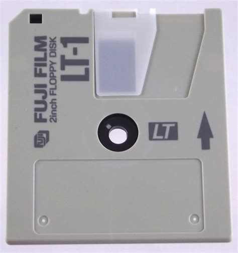 History 1989 2 Inch Floppy Disk Lt 1 Storagenewsletter