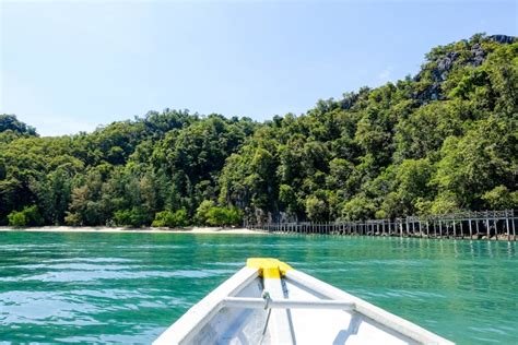 Most have their agents flocking round the tourists and trying to capture the attention of them. Langkawi Mangrove Private (11~18Pax) Boat Tour by JMT ...