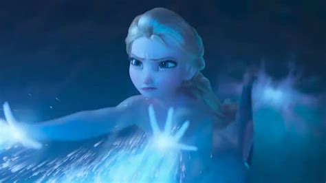 Stop What Youre Doing And Watch Elsa Flaunt Her Superpowers In The