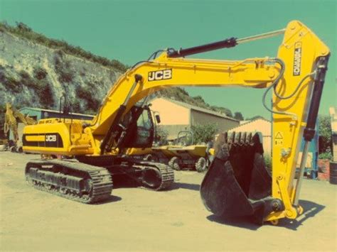 376 Advertisements Of Jcb Track Excavators Excavator Heavy Equipment