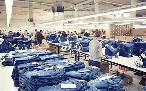 Actual fashion trends, vast variety of comfort wear online wholesale strore of trendy and high quality clothes made in turkey. Clothing Manufacturers in Turkey - Konsey Textile | OLLEY Turkey Clothing Manufacturers
