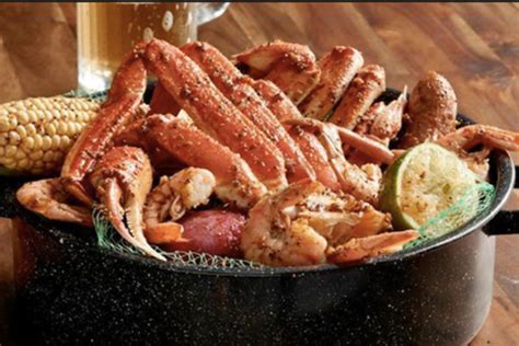 Tender mushrooms loaded with our own seafood stuffing and joe's has crossed the border with our take on nachos. Joe's Crab Shack | Downtown Nashville