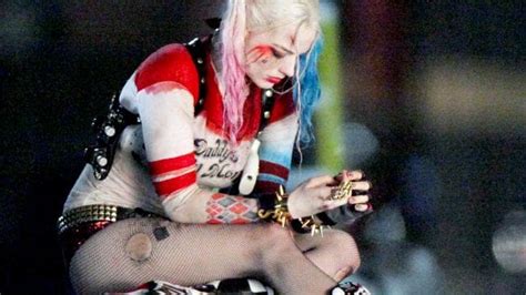 Margot Robbie As Harley Quinn Photos From Suicide Squad Set Will Smith