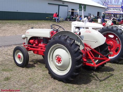 Ford 8n Tractor Photos Information