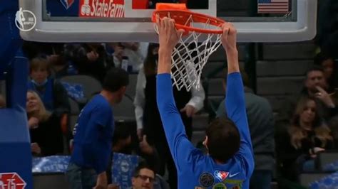 Rim At Mavs Game Adjusted By Sixers Fan Fave Boban Fast Philly Sports