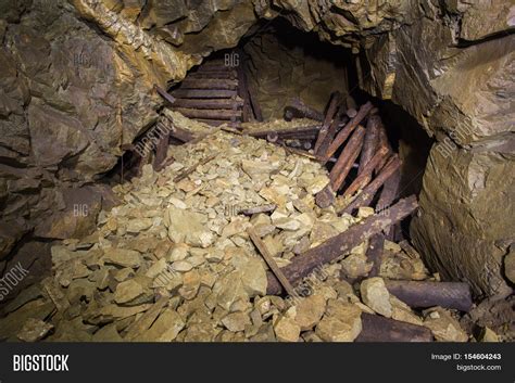 Underground Mine Shaft Image And Photo Free Trial Bigstock