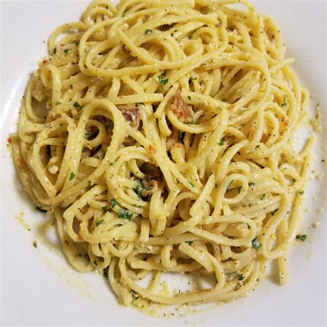 Spicy Pasta Carbonara Easy To Make Recipe Eat The Heat