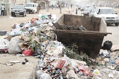 Recolha De Lixo Em Luanda Deficitária Rede Angola Notícias Independentes Sobre Angola