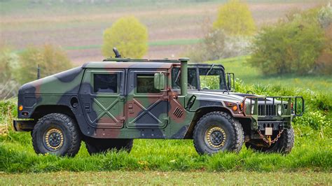 10 Best Military Light Utility Vehicles In The World In 2023