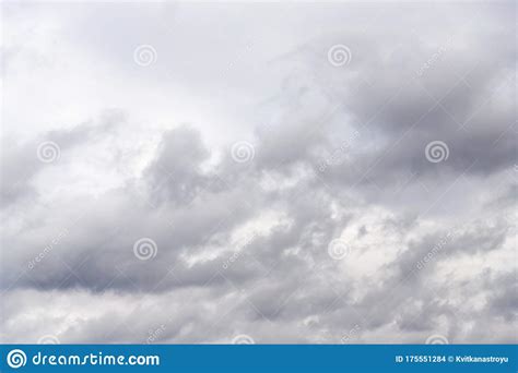 Dramatic Gray Clouds In The Sky Beautiful Gray And White Cloudy Sky