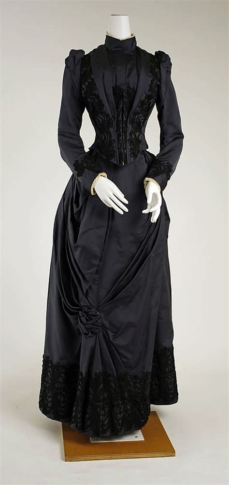 247 Best Mourning Attire Images On Pinterest Victorian Fashion