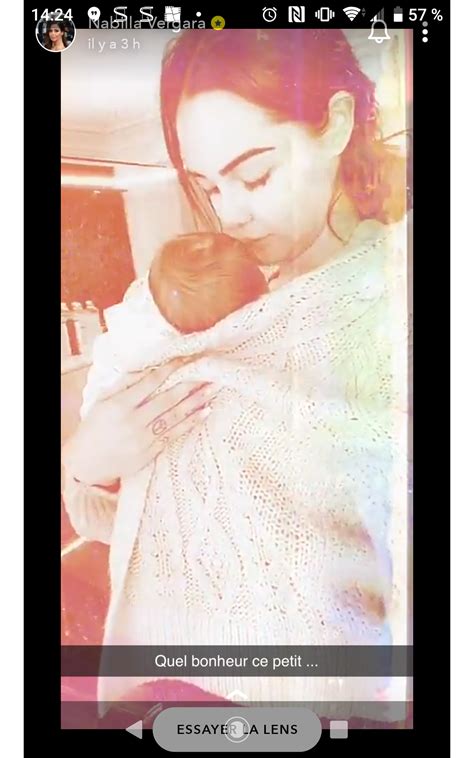 photo nabilla benattia avec son fils milann dans les bras sur snapchat le 23 octobre 2019