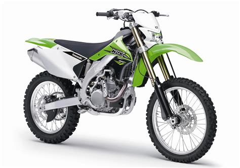 Difference between dirt bikes and motorcycles. Kawasaki KX85 Big Wheel