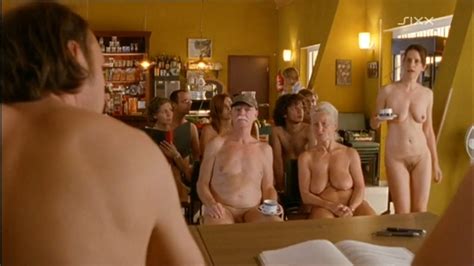 Nackt Unter Affen Film Kritik Trailer News Moviejones My Xxx Hot Girl
