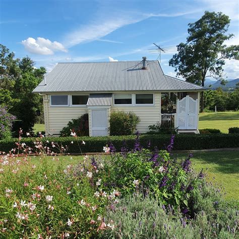 Gallery — Vanbery Cottage Host Farm