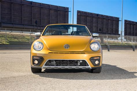 2017 Volkswagen Beetle Dune Convertible First Test Review