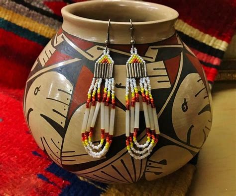 Vintage Beaded Navajo Earrings Native American Indian Etsy In 2020 American Indian Jewelry