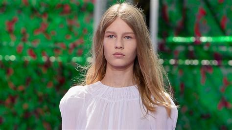 Meet The New Face Of Dior Shes 14 And Her Runway Walk
