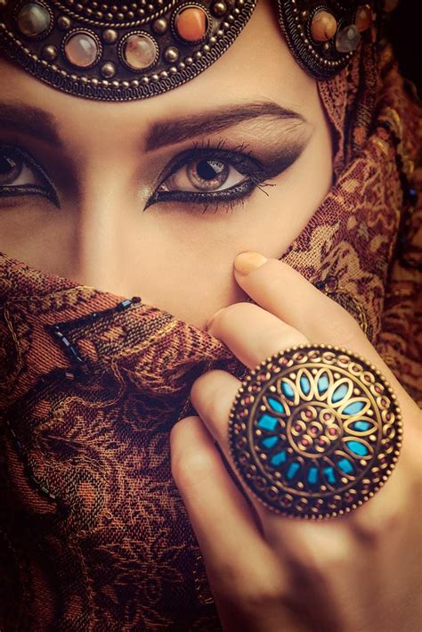 ♥ ⊱╮ Phenomenal ♥ ⊱╮ Schöne Augen Augen Arabische Schönheit