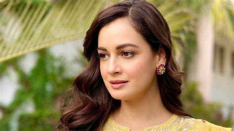 when dia mirza was cheated by her crush in school ‘thought he loved me too bollywood