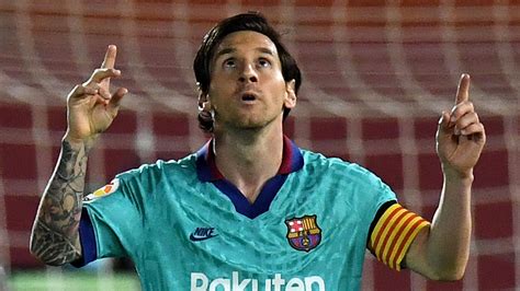Mallorca 0 4 Barcelona Lionel Messi Scored As Barca Extended Lead At Top Of La Liga Football