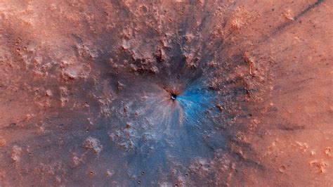 Spectacular New Crater Discovered On Mars