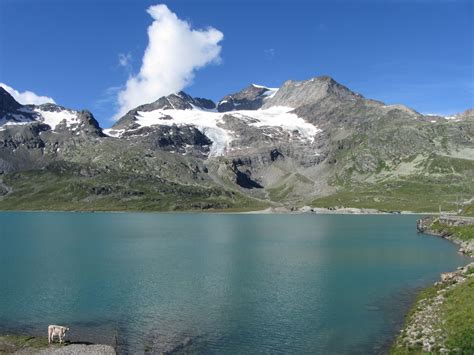 Bernina Valley Lago Bianco Piz Cambrena 3602m 280716 Natural