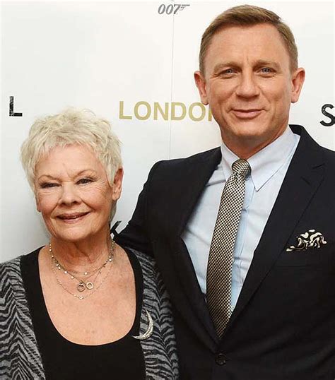 007 Travelers Daniel Craig And Dame Judi Dench Protecting Bbc