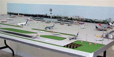 1400 Model Airport Single Runway 1 Foils Airport Diorama Designs