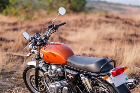 Royal enfield offering best in class motorbikes / bikes from india, with classic, bullet, contenental gt, himalayan, thunderbird, interceptor in kuwait. Royal Enfield Interceptor 650 Photo Gallery - GaadiKey