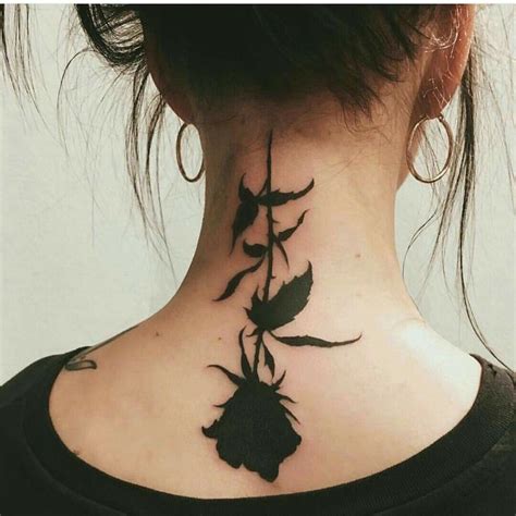 25 Back Of The Neck Tiny Tattoos Ideas To Inspire Your Next Ink