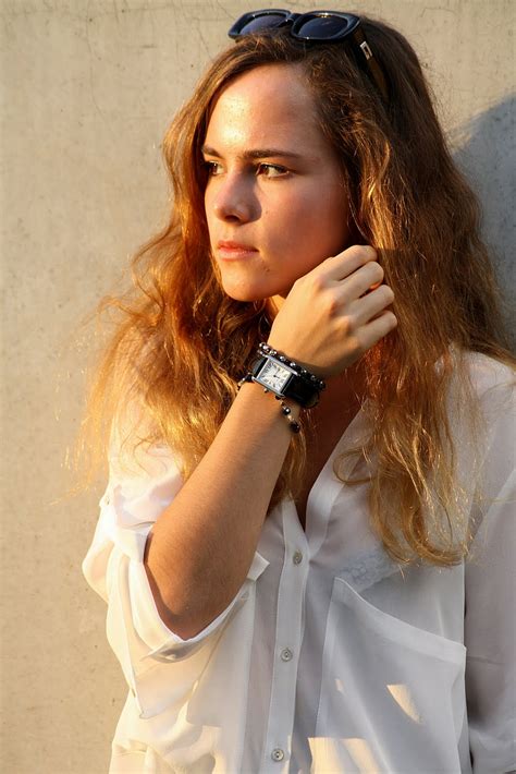 Pretty woman, look my way. FashionFlirt: Pretty Woman