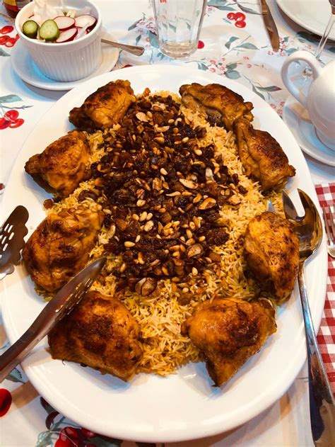 Machboos Homemade Kuwait Traditional Dish In 2021 Food Arabian Food
