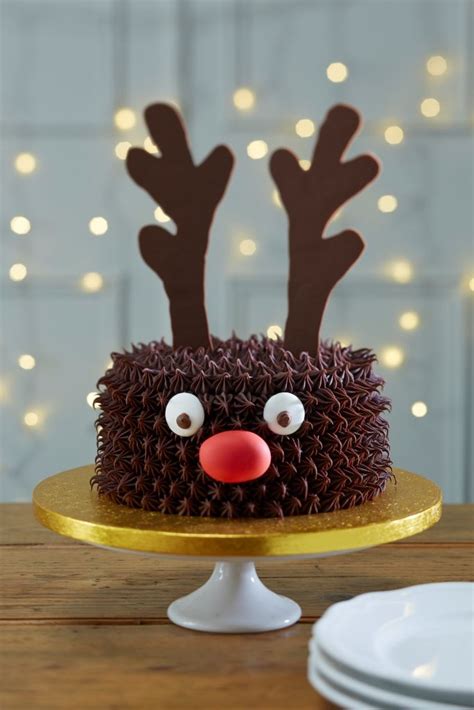 Slice the thawed pound cake horizontally in half. 12 Of The Most Amazing Christmas Cake Decorating Ideas ...