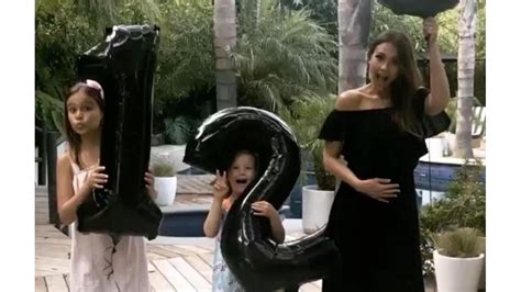 Jessica Alba Expecting Third Child 8days