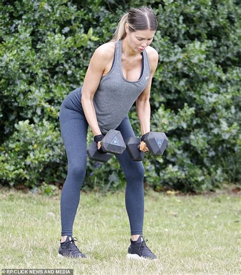 TOWIE S Chloe Sims Shows Off Her Very Toned Figure In Grey Gymwear During Park Workout Daily