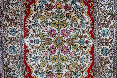 Silk Carpet Rug Pattern Traditional Ottoman And Turkish Silk Carpet