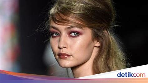 Makeup Artist Anna Sui Ungkap Tren Makeup Terkini