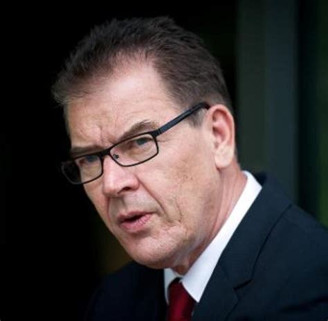 Abgeordneter für einen der schönsten wahlkreise & bundesminister für wirtsch. D-Nigeria-Gewalt-Religion-Entwicklung ...