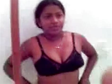 Amateur Indian Strips Out Of Her Clothes And Shows Off