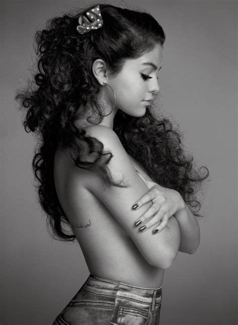 Selena Gomez Topless Photos TheFappening