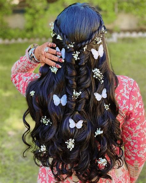 Butterflies In Hair The Newest Mehendi Hairstyle Quince Hairstyles