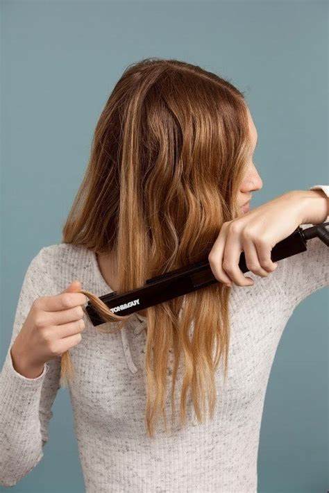 5 Ways To Straighten Hair With A Flat Iron Like A Pro
