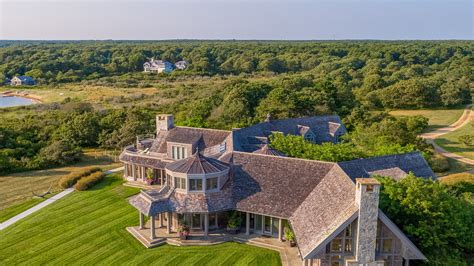 The Obamas New House On Marthas Vineyard House And Garden