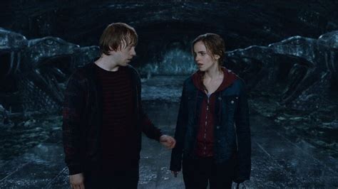 Harry Potter Reunion Emma Watson Says It Was Horrifying To Kiss Rupert Grint He Reveals He
