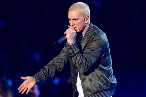 Jay Z Eminem Kanye West Qui Sont Les 7 Rappeurs Les Plus Riches