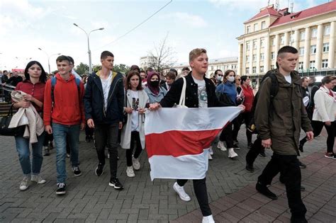 New Protests In Belarus As Opposition Squabbles Us Weighs Sanctions