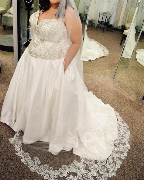 custom plus size bridal gowns for fuller figured brides wedding dresses bridal gowns plus