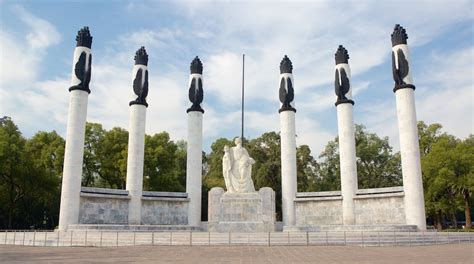 Monumento A Los Niños Héroes In Mexiko Stadt Expedia