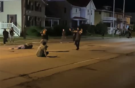 Kyle Rittenhouse Shooting Looks Like Self Defense
